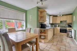 Kitchen/Diner- click for photo gallery